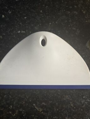Tupperware White and Blue Kitchen Scraper